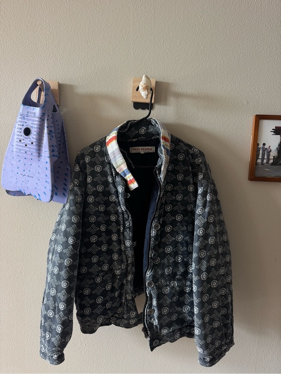 Free People Jackets & Blazers - Free People oversized quilted jacket